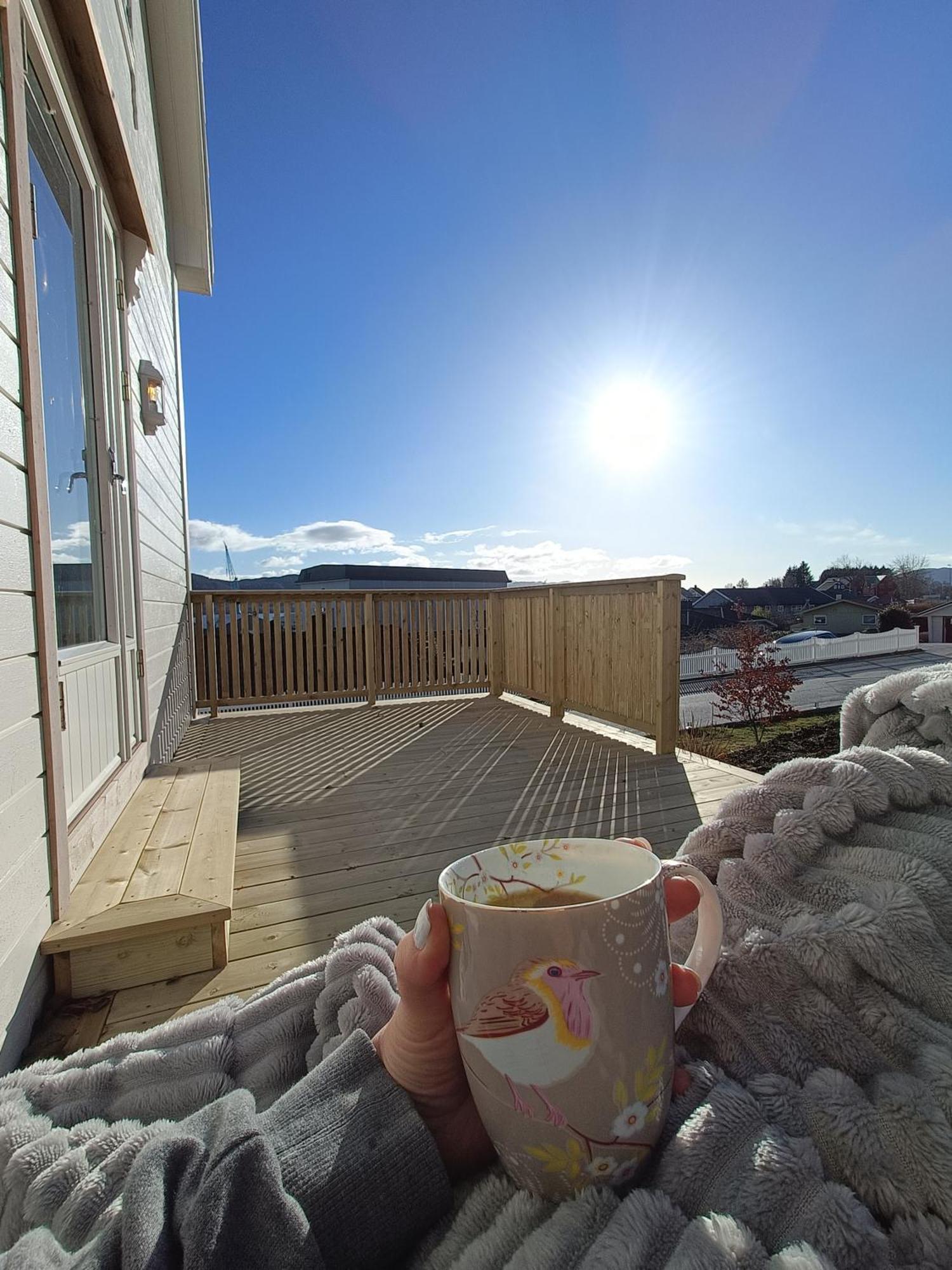 Charming House In Ulsteinvik With Free Parking Villa Luaran gambar